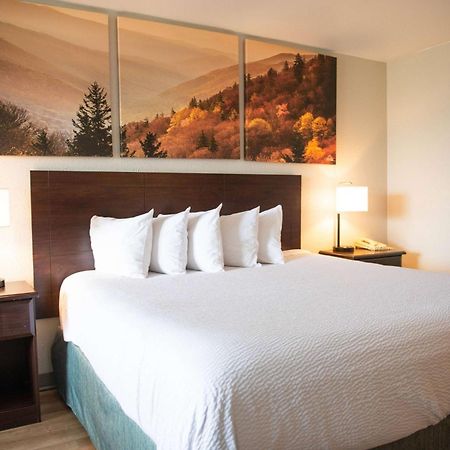 Days Inn By Wyndham Waynesboro Esterno foto