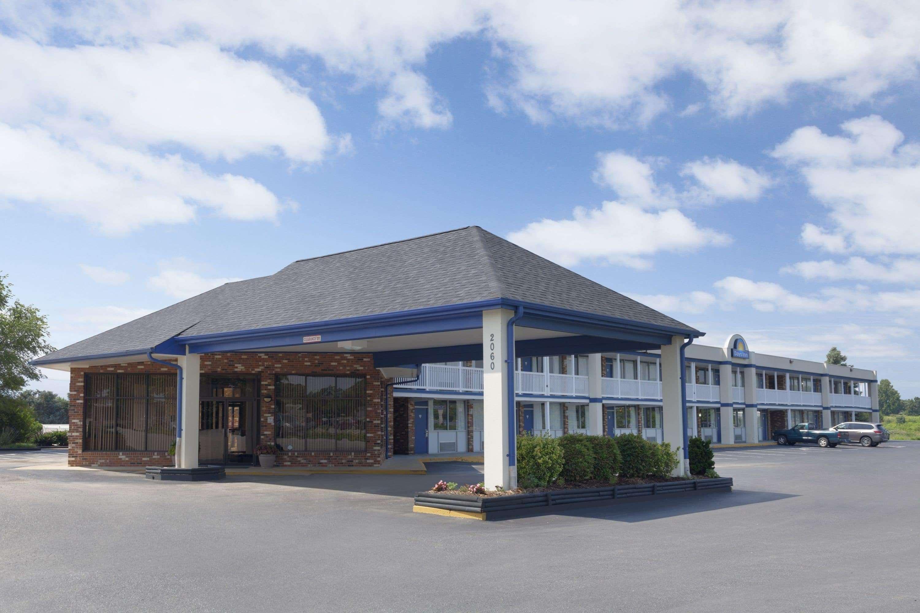 Days Inn By Wyndham Waynesboro Esterno foto
