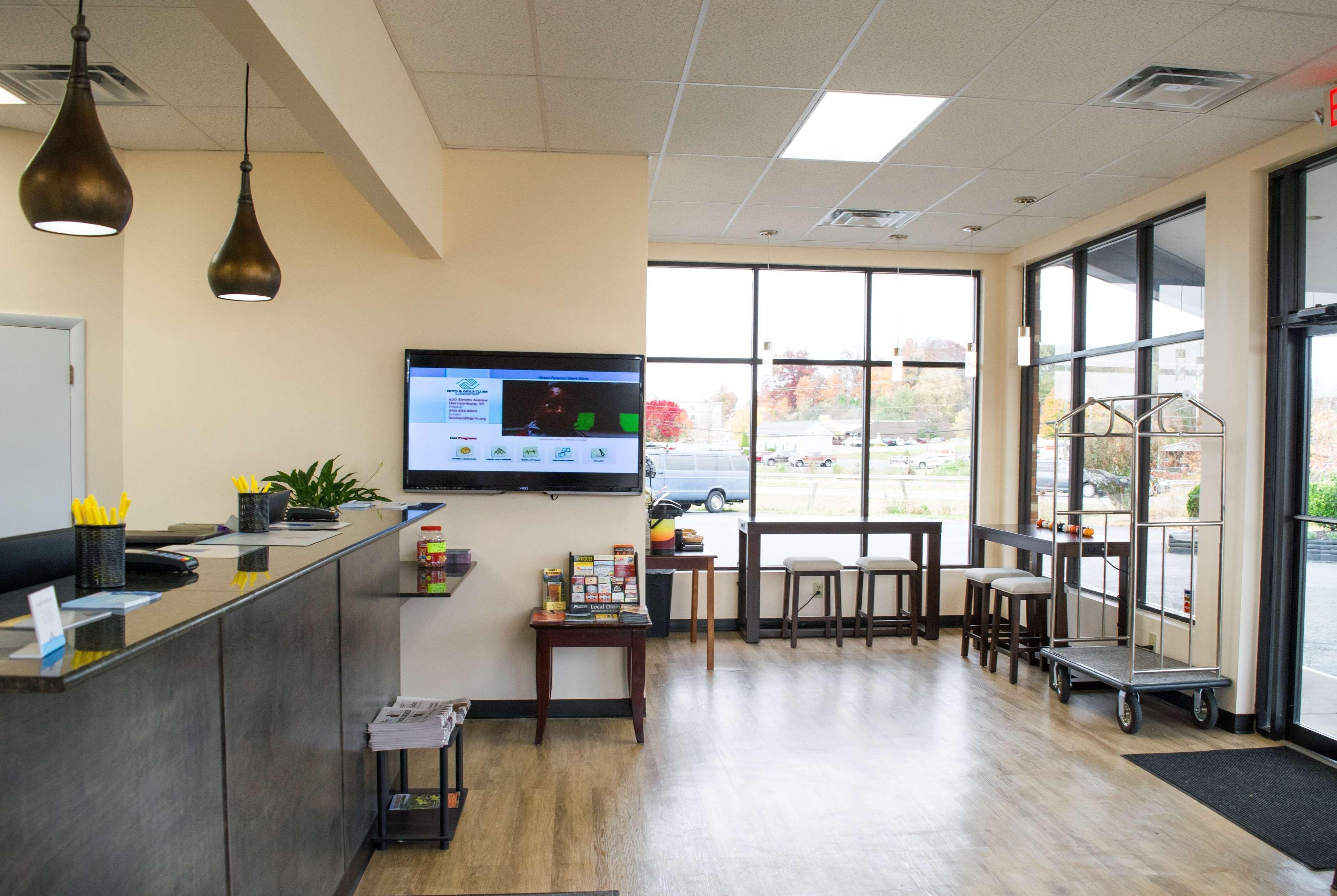 Days Inn By Wyndham Waynesboro Esterno foto