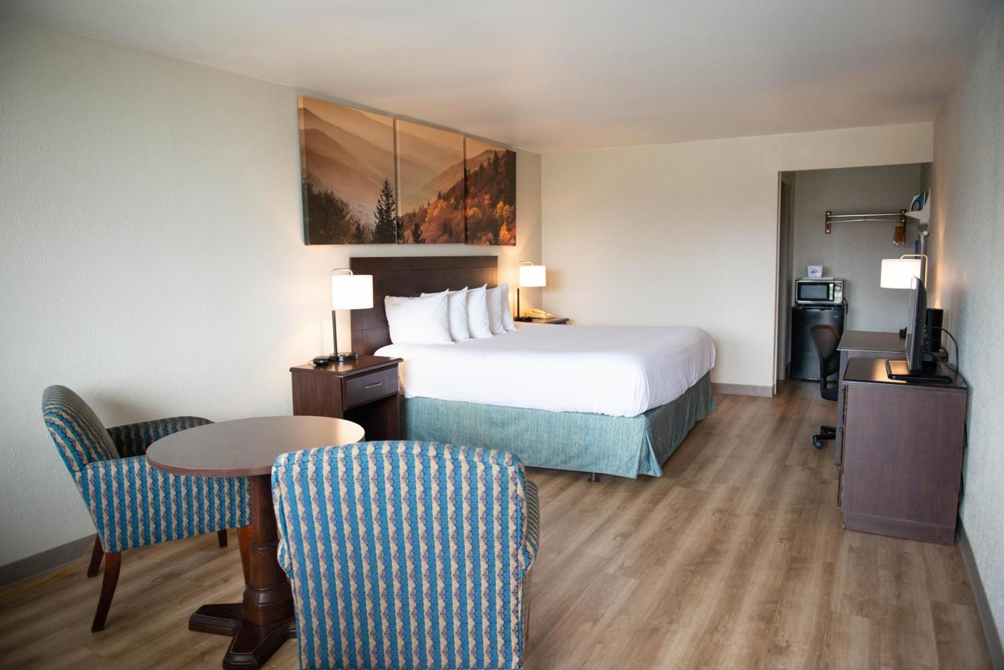 Days Inn By Wyndham Waynesboro Esterno foto